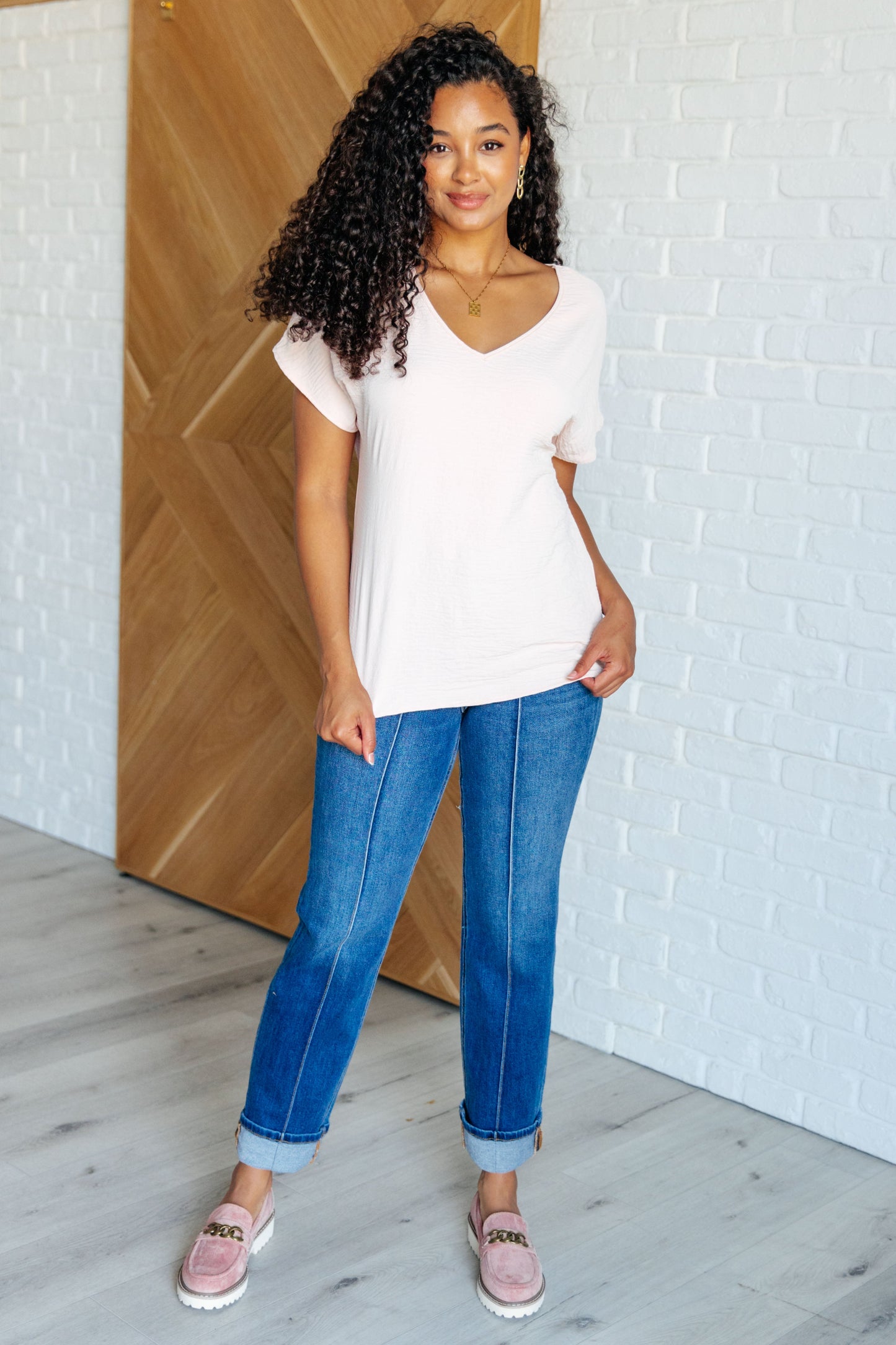 Blush V-Neck t-shirt in Blush at Curbside Boutique