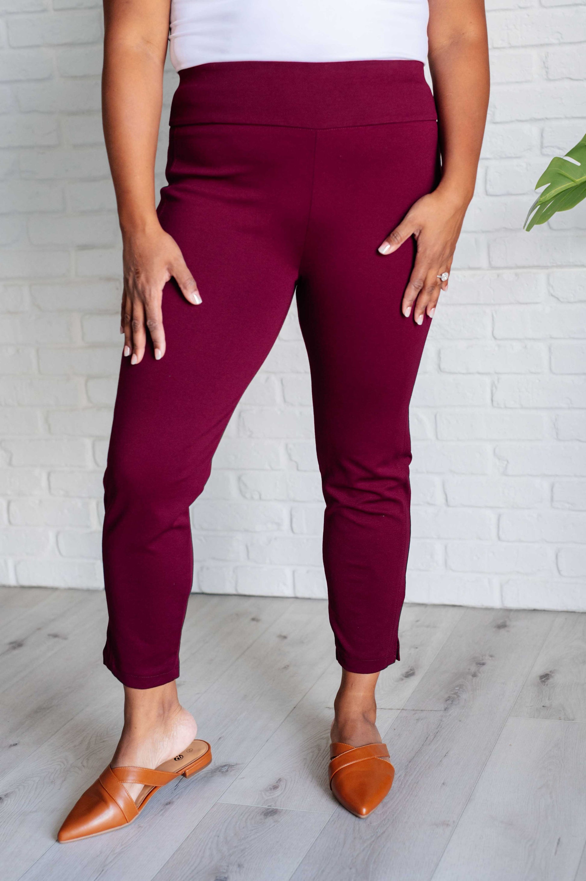 Magic Ankle Crop Skinny Pants in Wine at Curbside Boutique