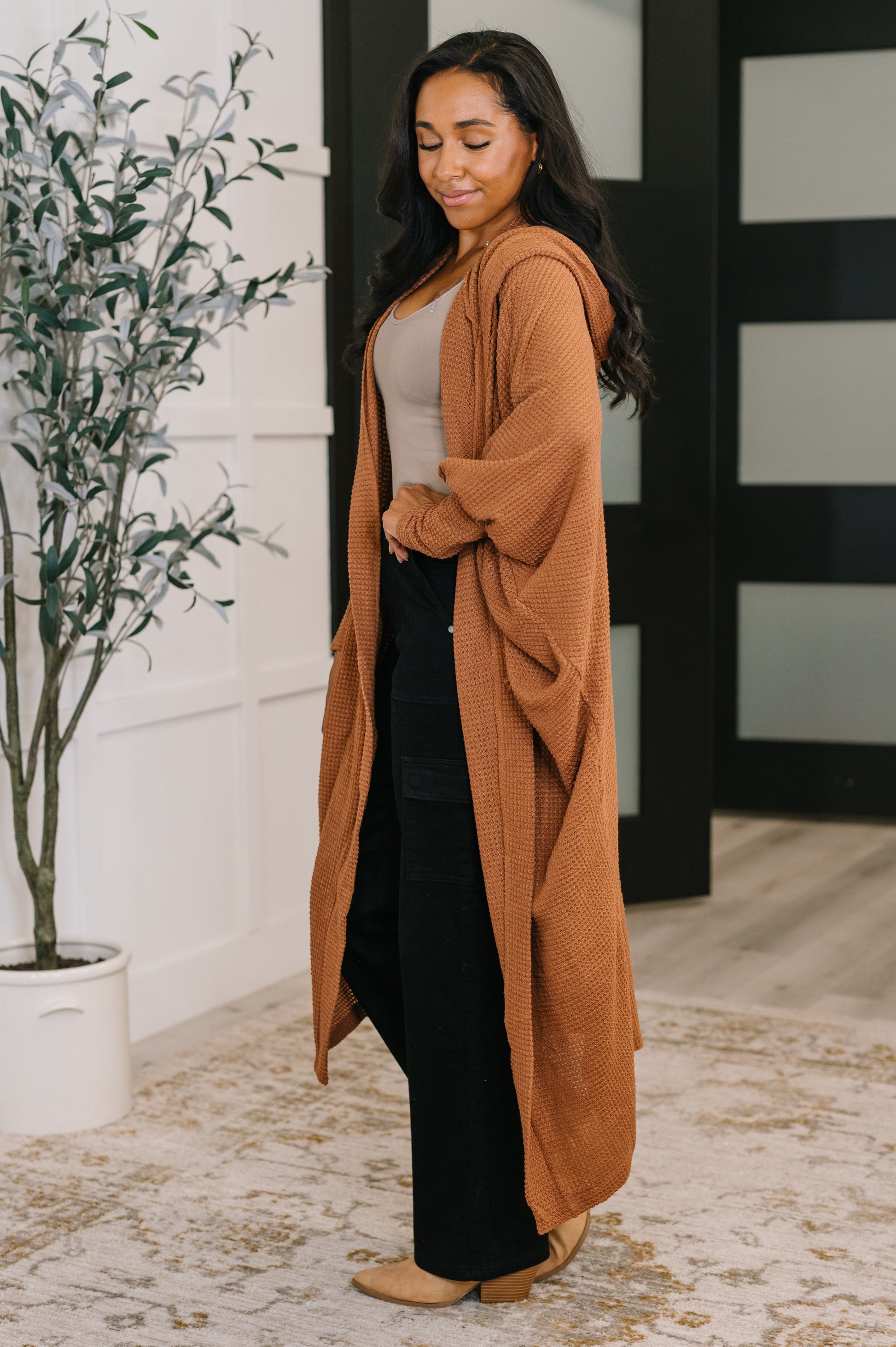 Pamper Travel Hooded Cardigan in Chestnut at Curbside Boutique
