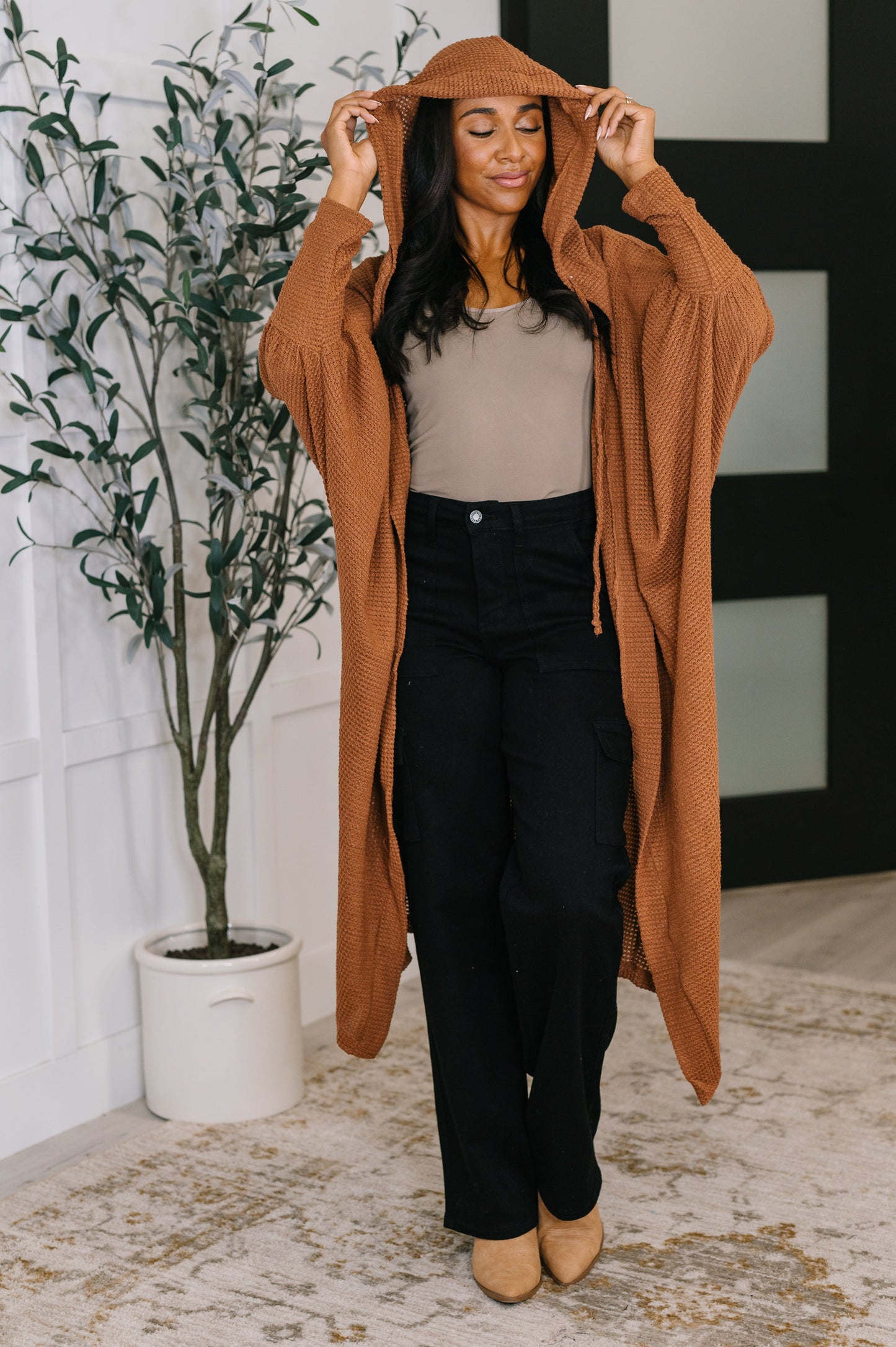 Pamper Travel Hooded Cardigan in Chestnut at Curbside Boutique