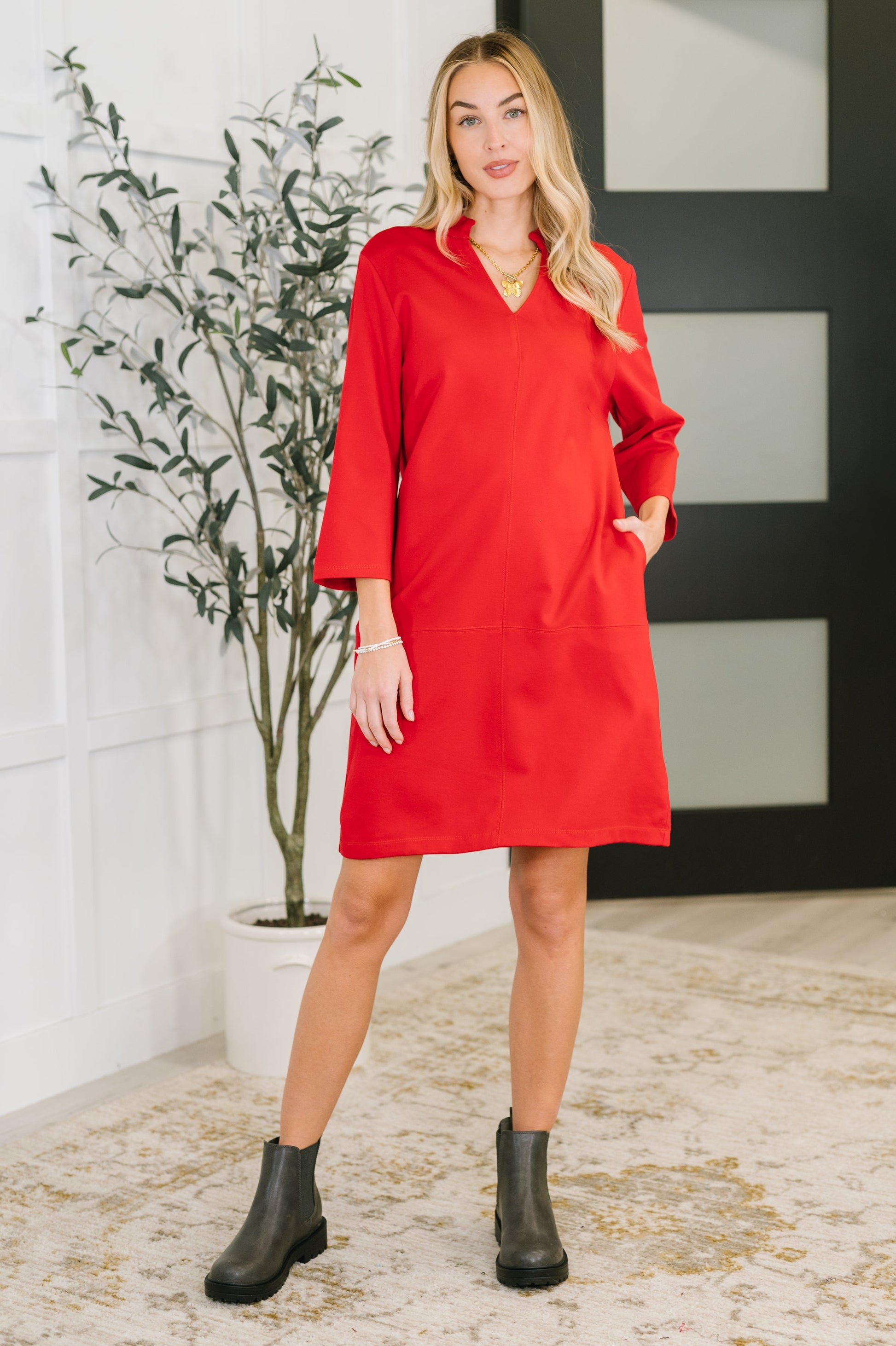Portfolio Quarter Sleeve Dress in Red at Curbside Boutique