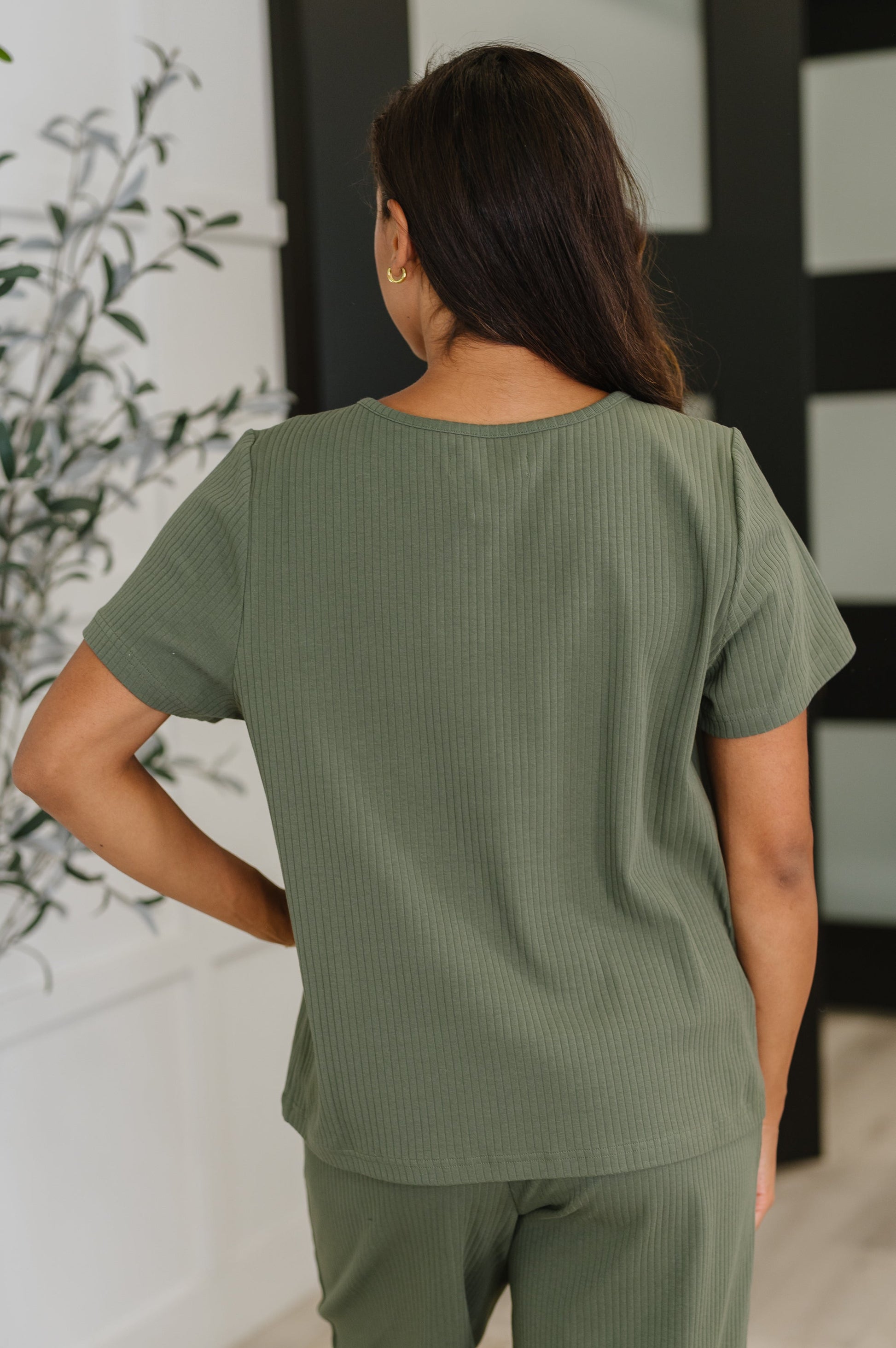 Thyme Boxy Tee in Dusty Pine at Curbside Boutique