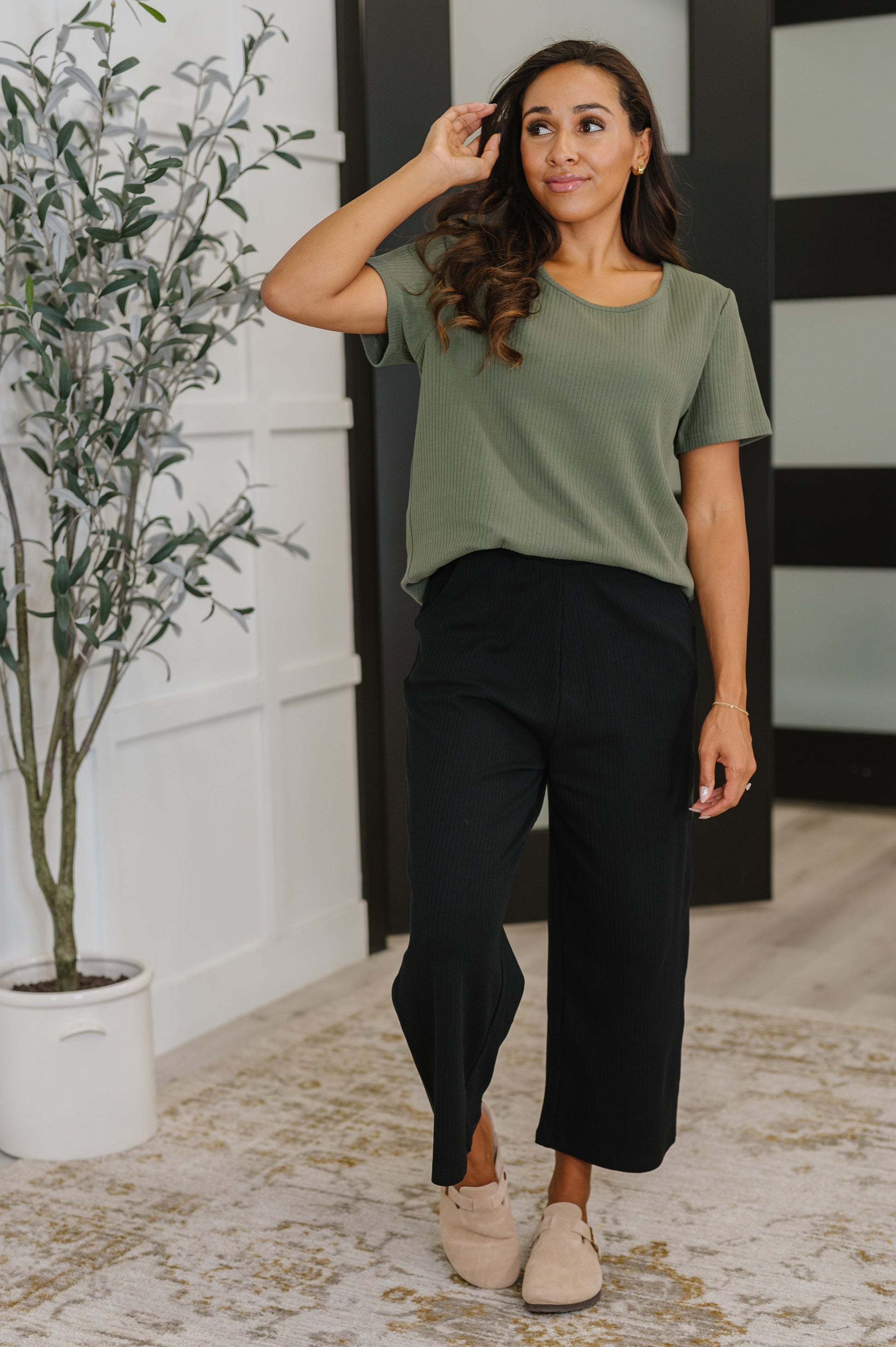 Thyme Culottes in Black at Curbside Boutique