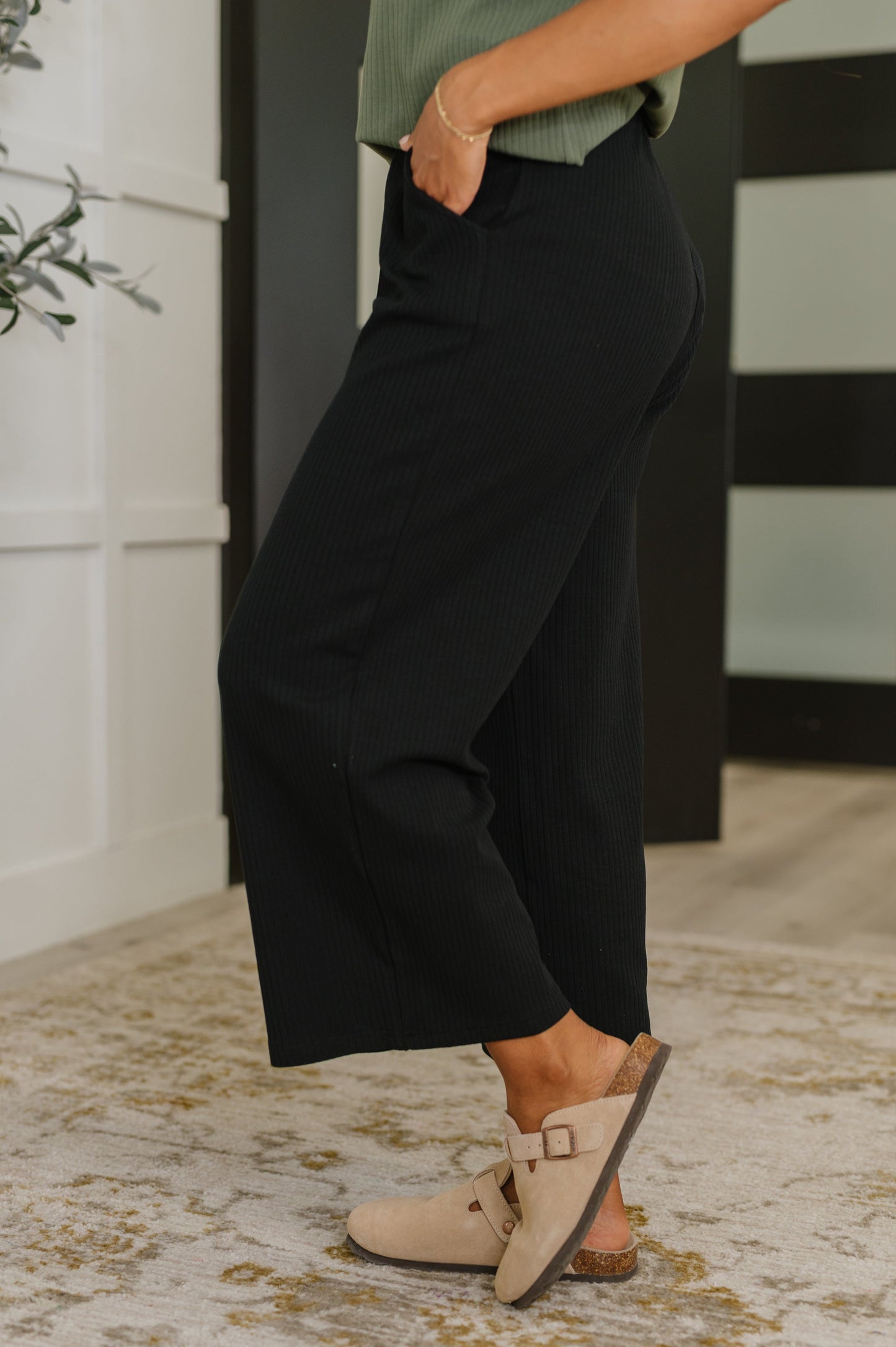 Thyme Culottes in Black at Curbside Boutique